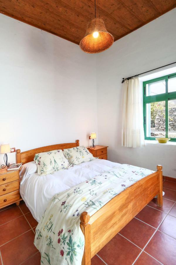 Casa Mi Tio Perico Guest House Mala Exterior photo