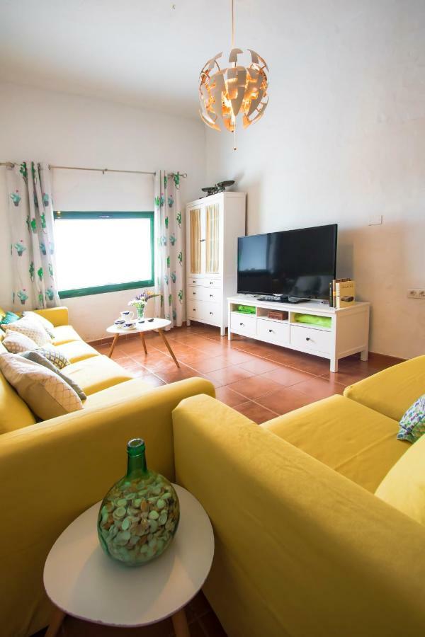 Casa Mi Tio Perico Guest House Mala Exterior photo