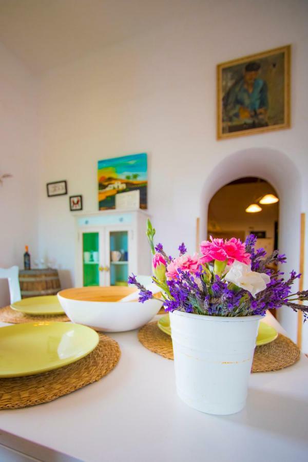 Casa Mi Tio Perico Guest House Mala Exterior photo