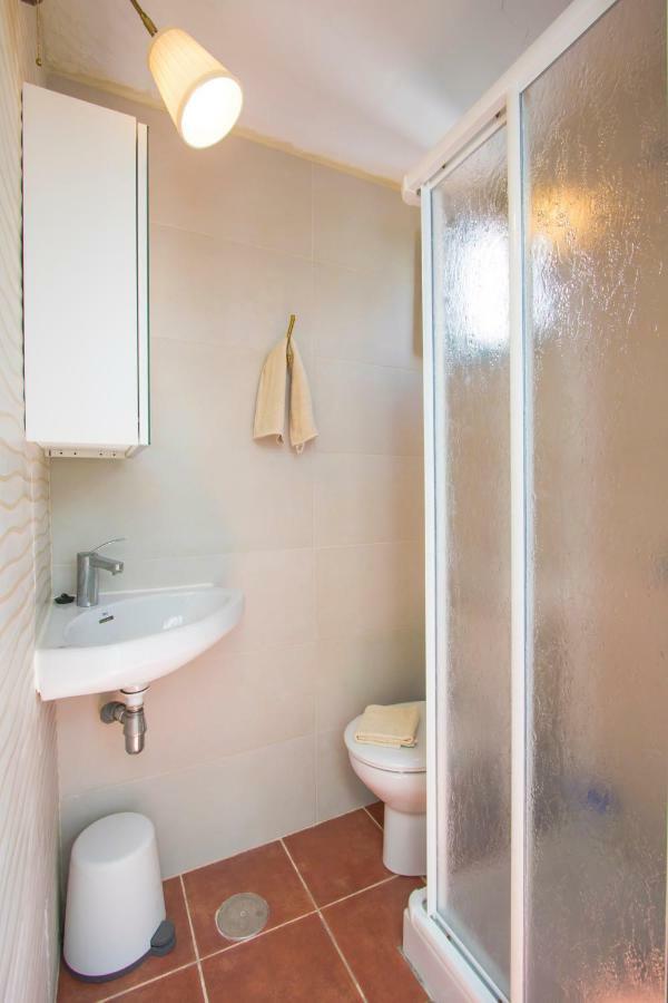Casa Mi Tio Perico Guest House Mala Exterior photo